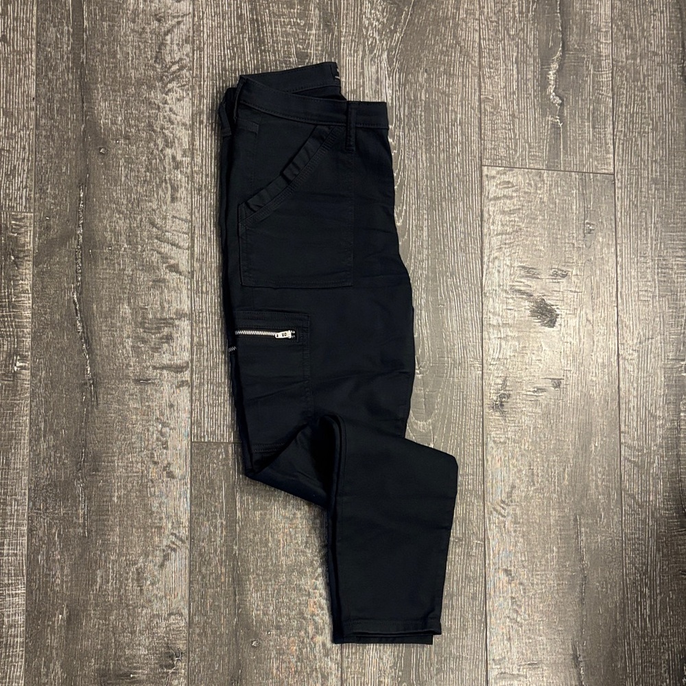 Banana Republic High-Rise Skinny Cargo Pants in Dark Navy
